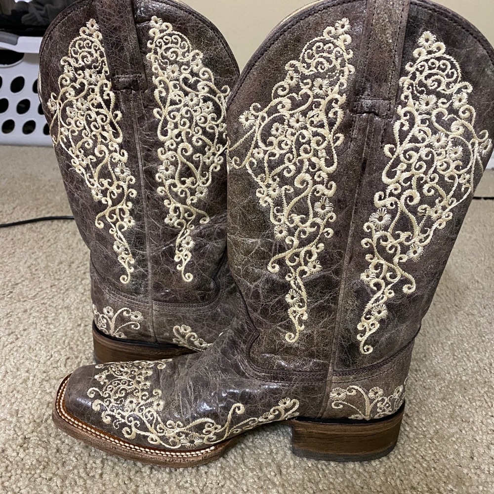Coral cowboy boots